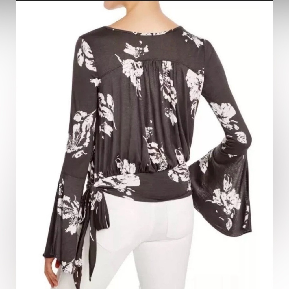 Free People Fiona Bell Sleeve Size XS Surplice Wrap Tie at Waist Top brown/tan - Picture 9 of 9